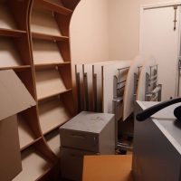 découvrez nos services de débarras à paris pour un désencombrement rapide et efficace de votre espace. profitez de solutions sur mesure pour débarrasser maisons, appartements et bureaux en toute simplicité.